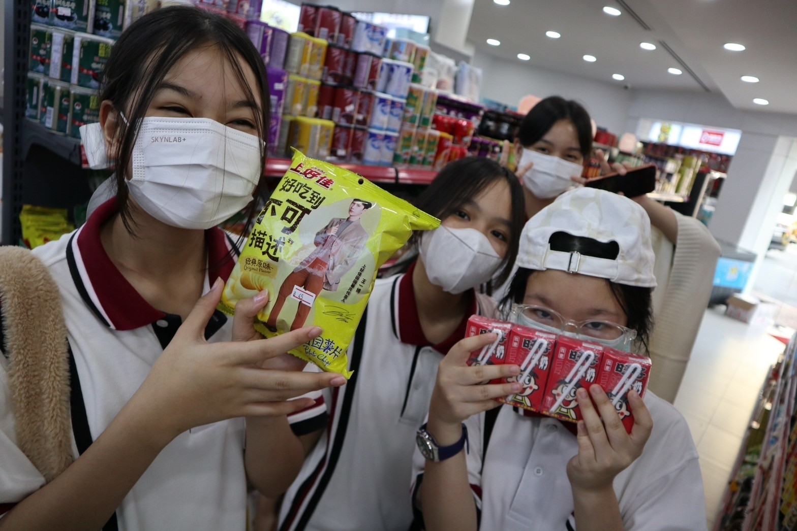 LINE_ALBUM_C-COM_221207_4