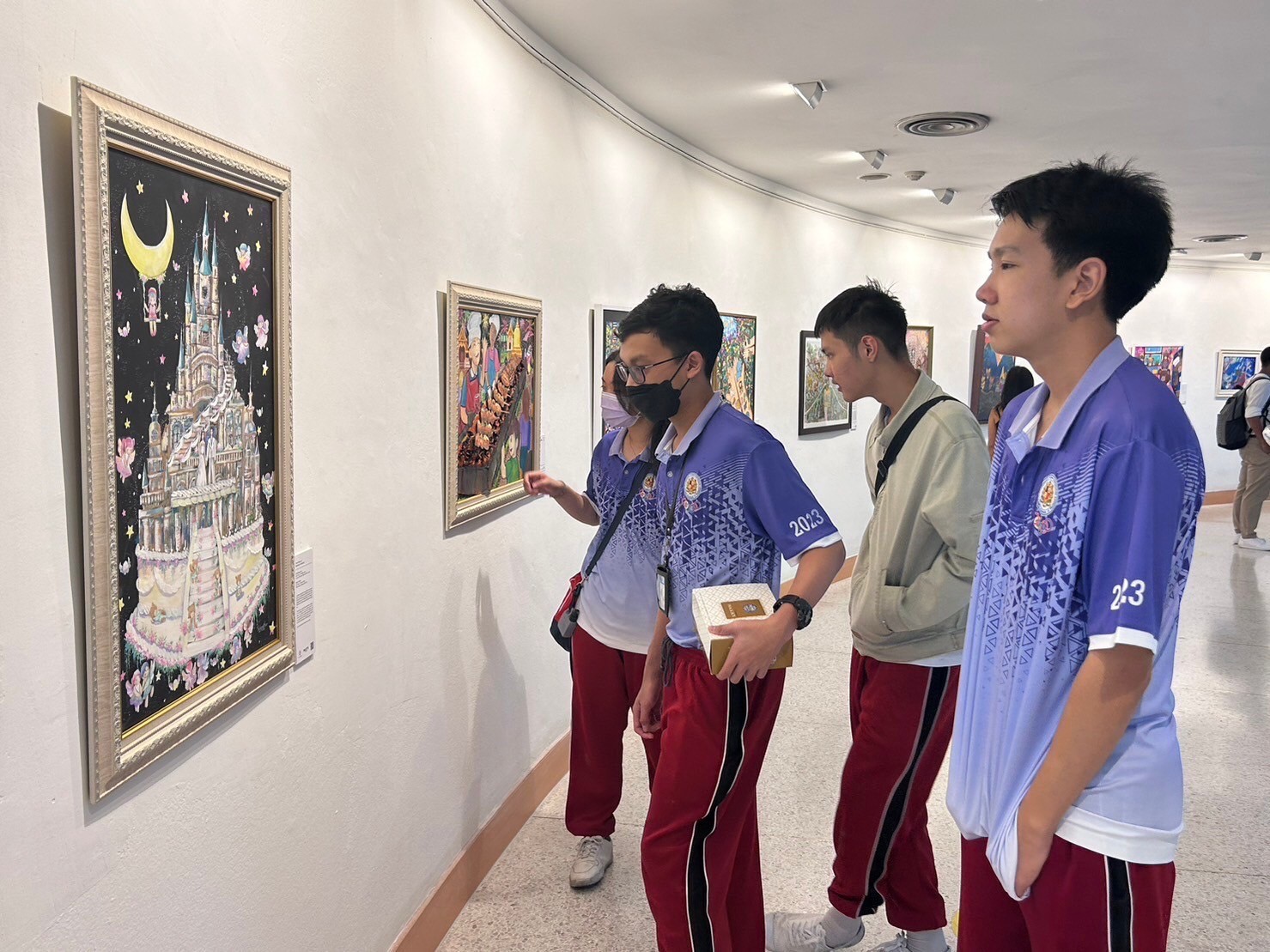 LINE_ALBUM_17 Nov CIMD_231123_2_0