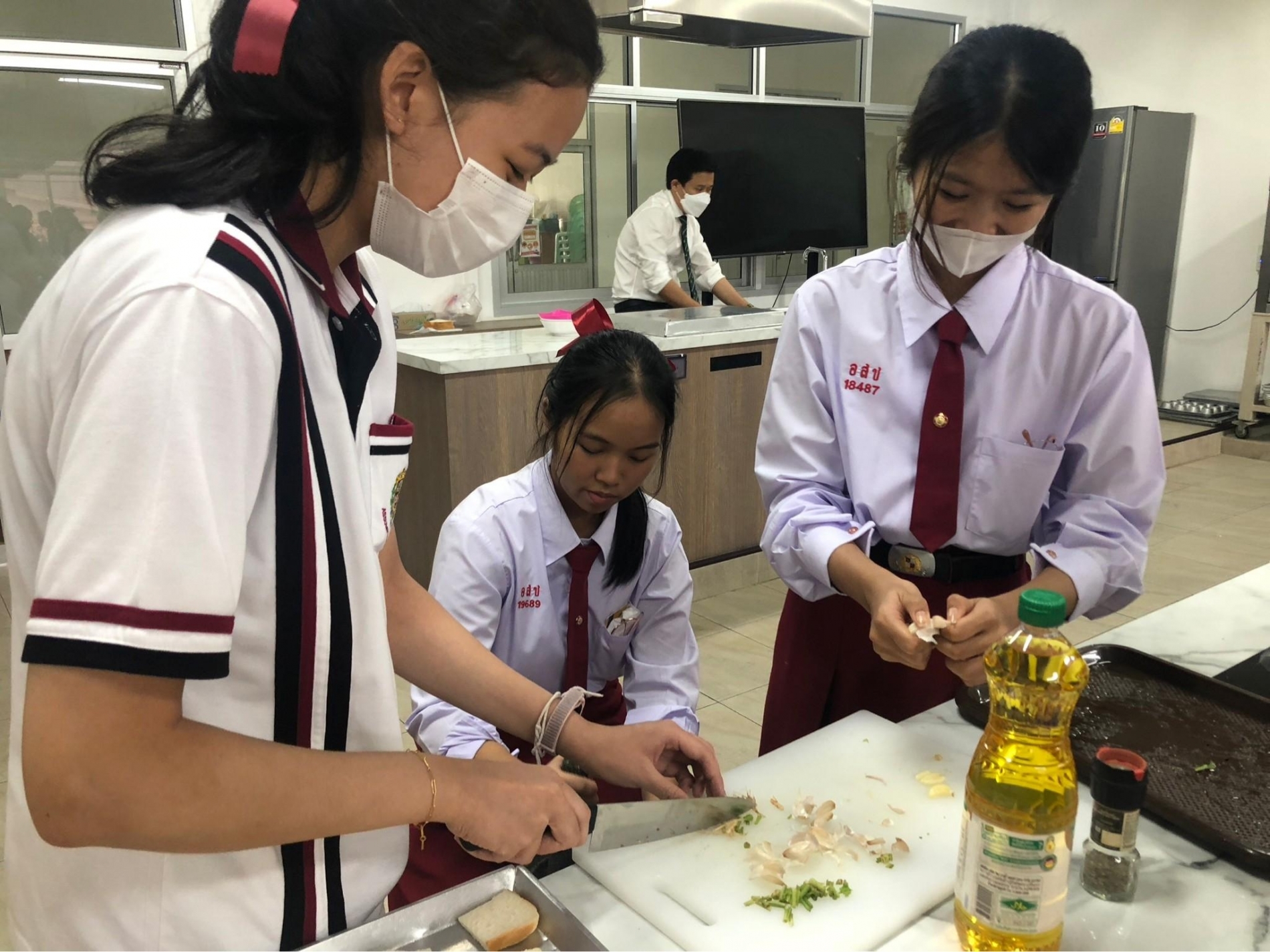 LINE_ALBUM_230606_11
