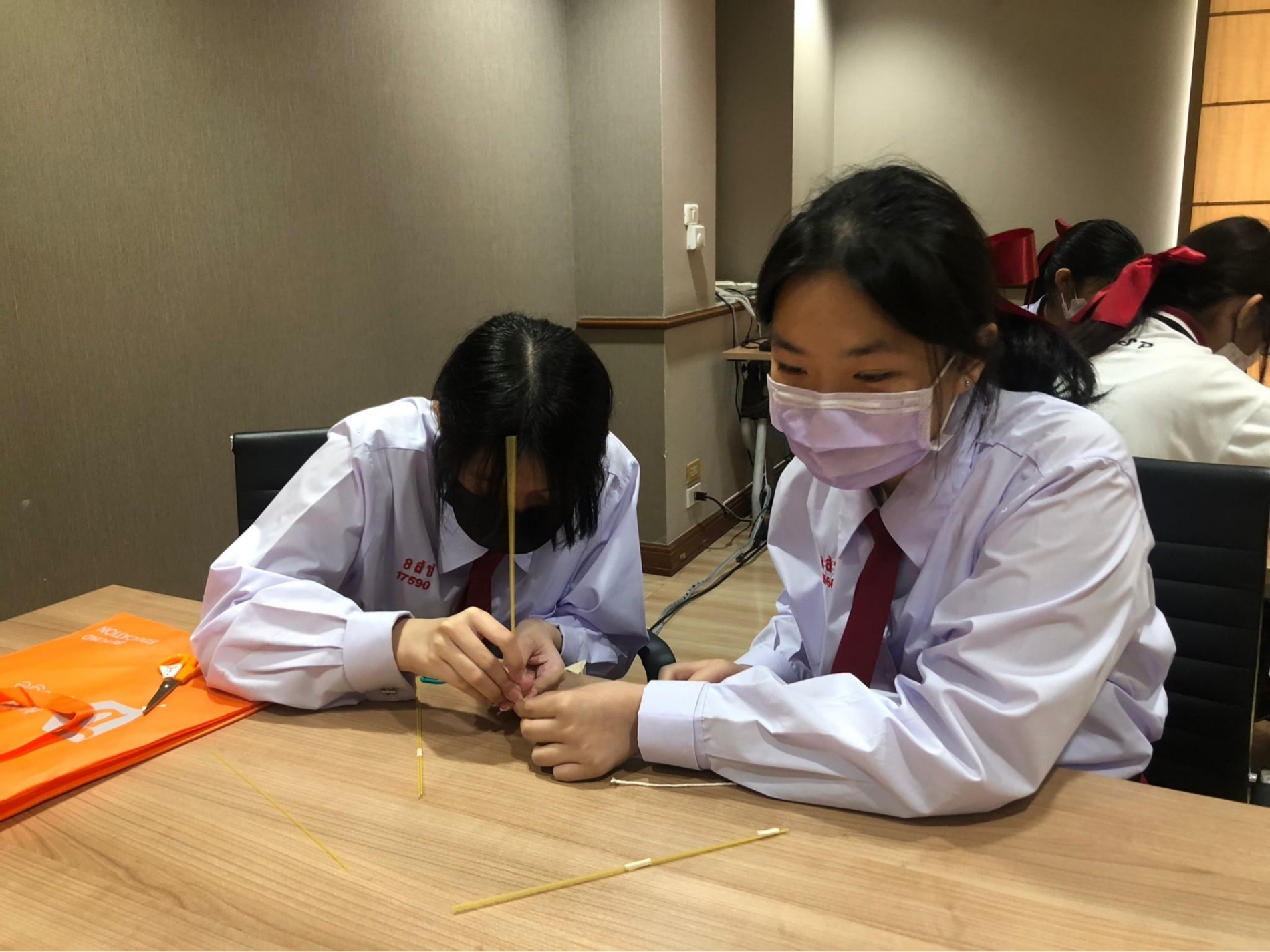 LINE_ALBUM_230606_17