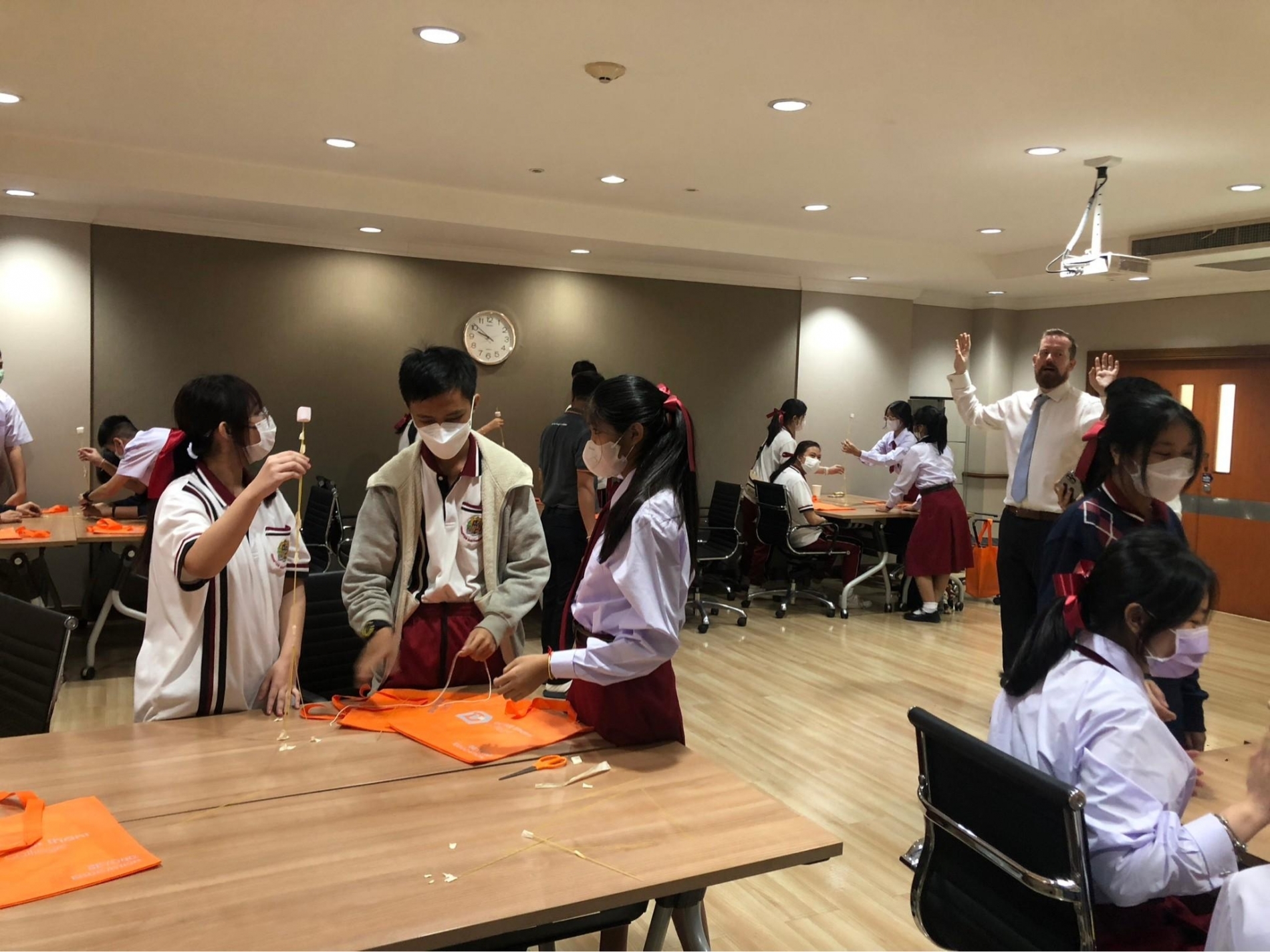 LINE_ALBUM_230606_27