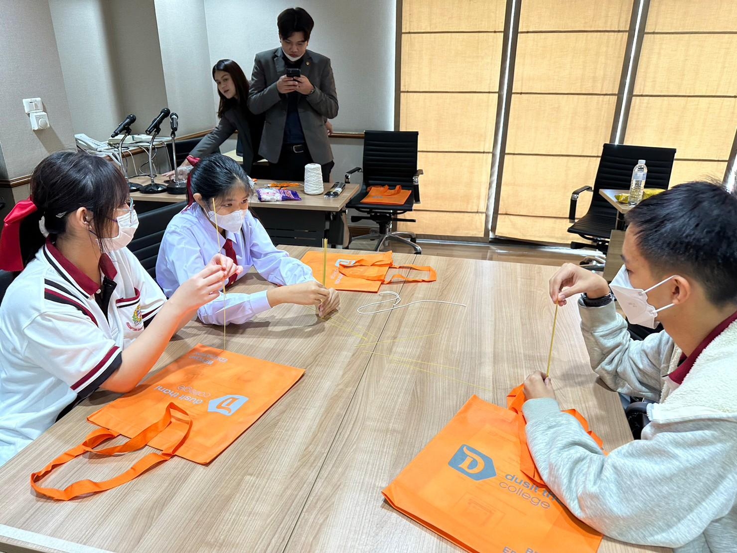 LINE_ALBUM_230606_81