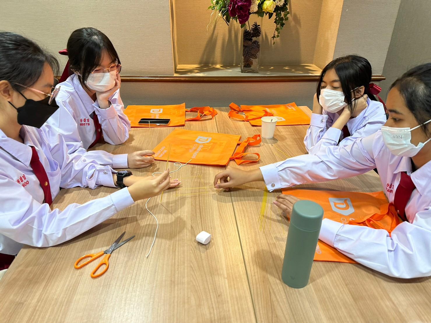 LINE_ALBUM_230606_85