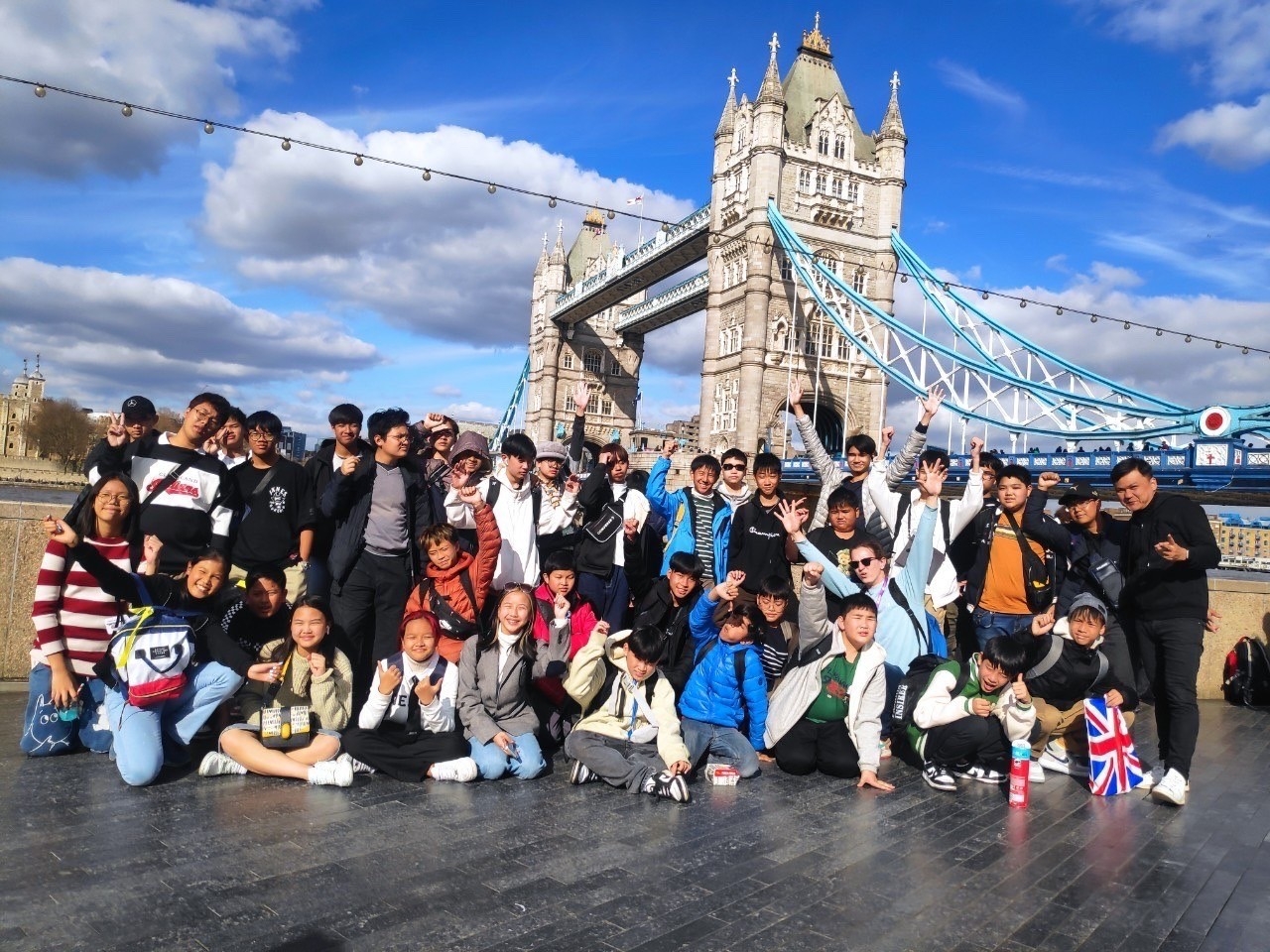 LINE_ALBUM_230612_21