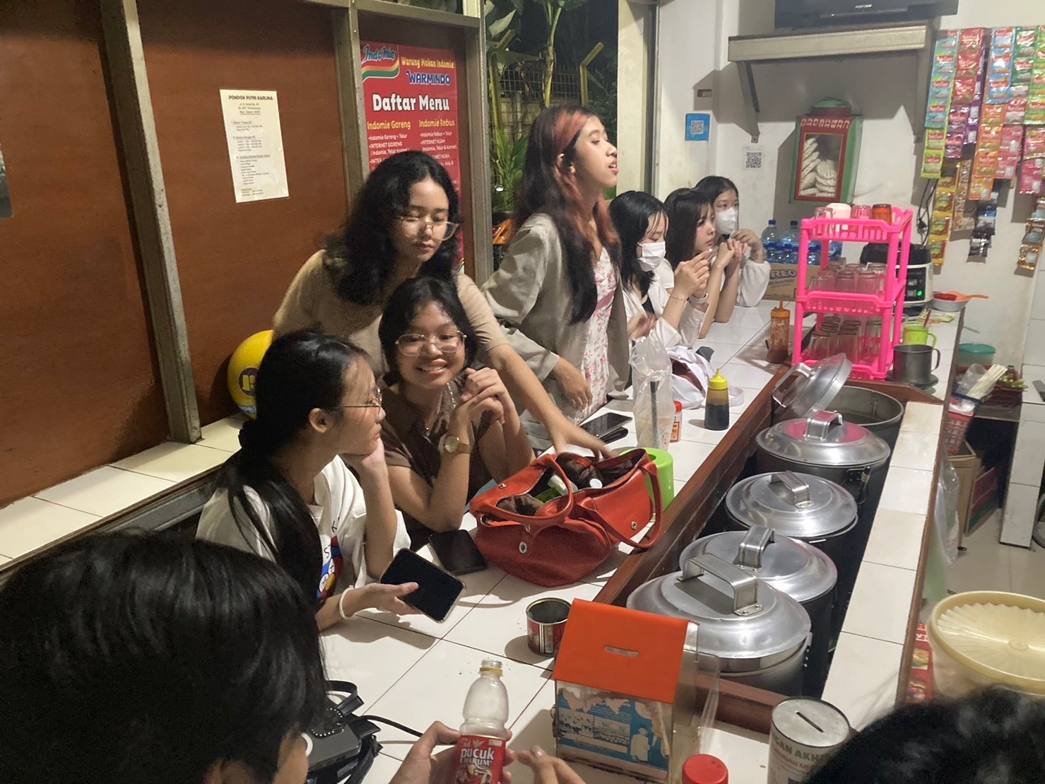 LINE_ALBUM_230606_28