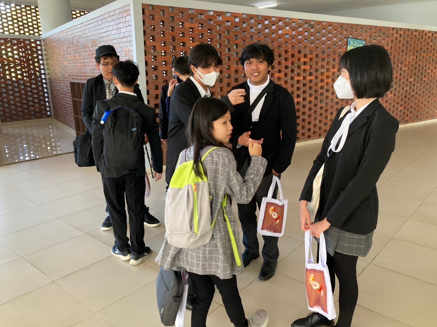 LINE_ALBUM_230606_45
