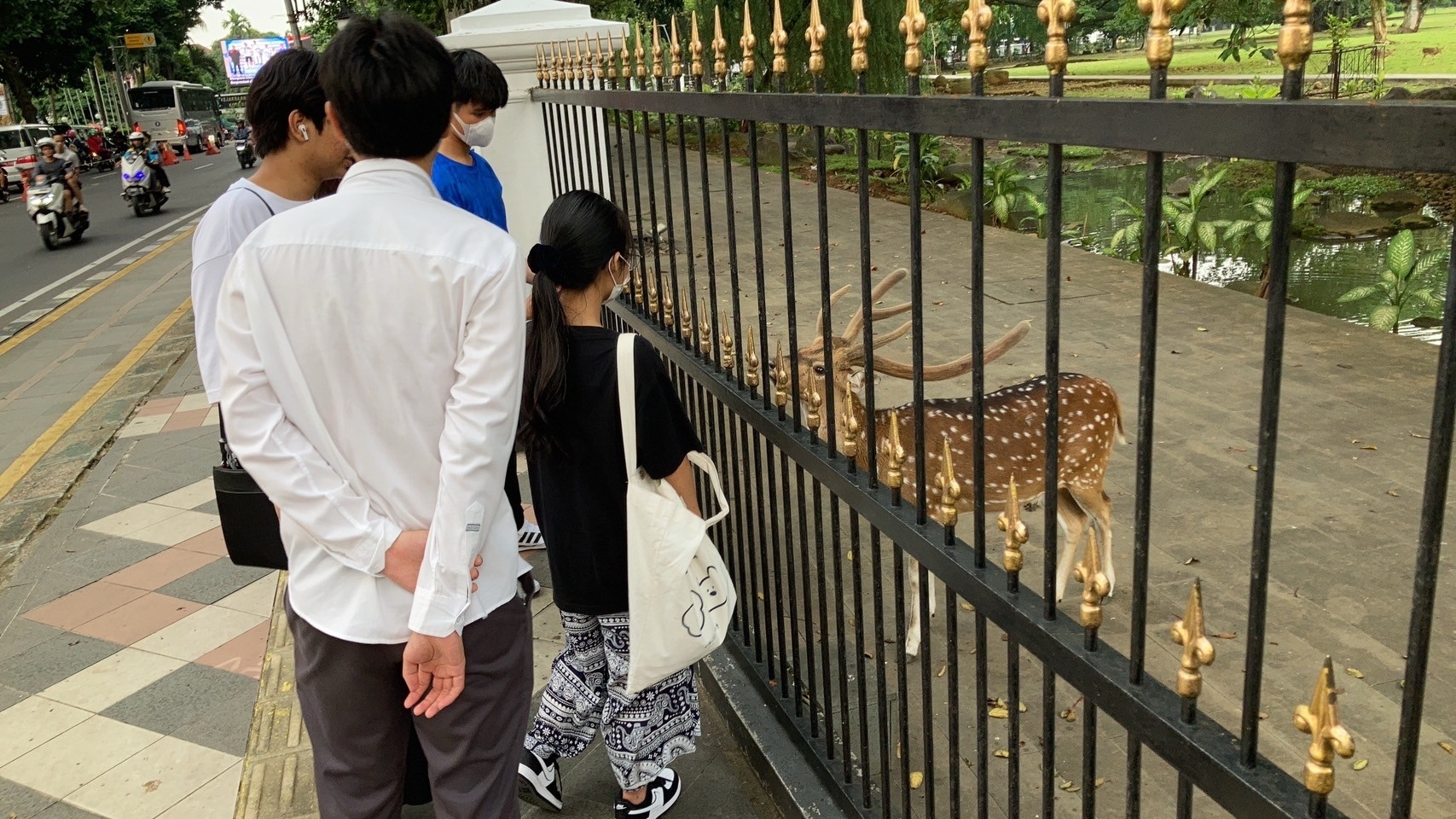 LINE_ALBUM_230606_56
