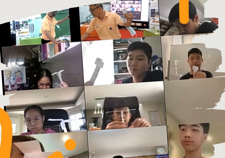 ACSP EP Secondary 1 students have to discover and explore their path in the future. To assist them with that, EP is offering 5 selective subjects namely; SMART, ICT, EWL, Japanese Communication (J-Com) and Chinese Communication (C-Com). 