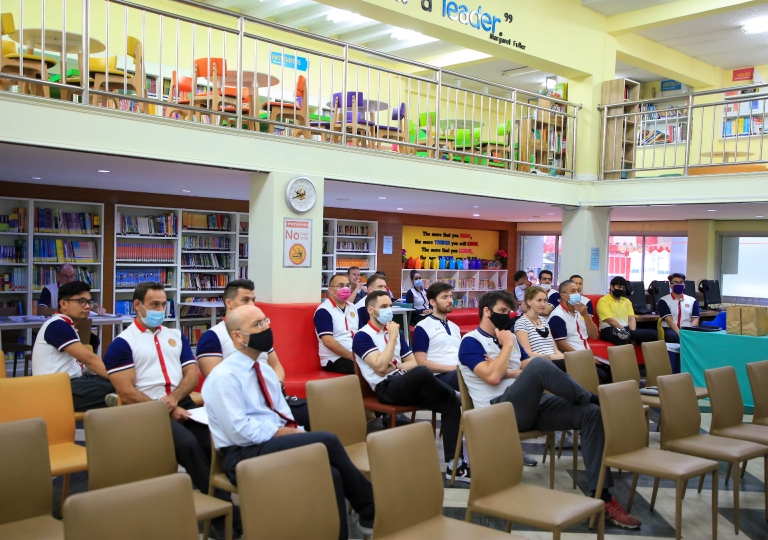 Discovery Center – EP held its EP Foreign Teachers’ Monthly Meeting for the month of October to express gratitude for the teacher’s hard work in providing EP learners quality learning, to discuss about the changes to be implemented October 22, 2020.