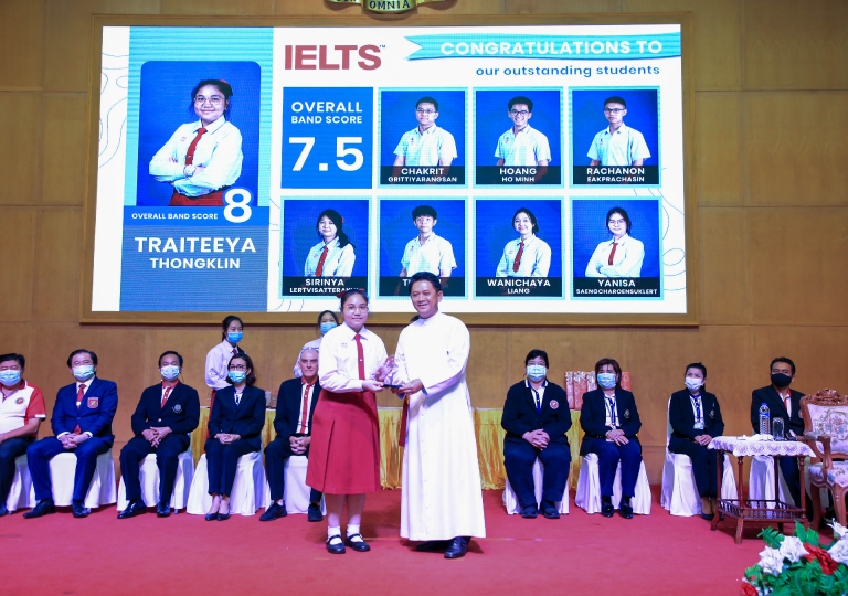 Excellence in International Achievements ceremony to celebrate this wonderful event and to congratulate all the young achievers who passed the International Standardized tests and excelled in S6 Independent public presentation splendidly, March 11, 2021.