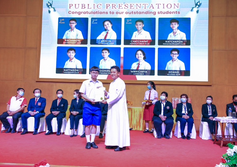 Excellence in International Achievements ceremony to celebrate this wonderful event and to congratulate all the young achievers who passed the International Standardized tests and excelled in S6 Independent public presentation splendidly, March 11, 2021.