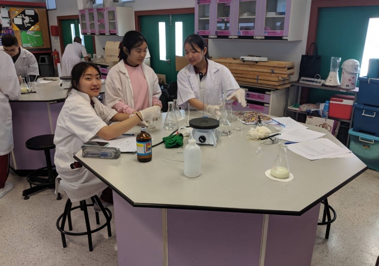 June 12, 2019 Effect of temperature and concentration on reaction rate By: Ms. Matina M4/8
