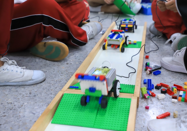 June 28, 2019 Lego Stem Project M4/9. By: Mr. Teanchalerm Laosutthi