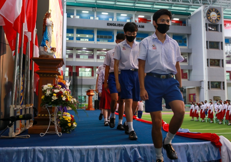 St. Louis Arena – ACSP held the Secondary 4 Pinning ceremony led by Bro. Dr. Pisutr Vapiso together with the board of directors to officially recognized that from being in Level 3 for the past 3 years, they are now in Level 4, August 5, 2020.