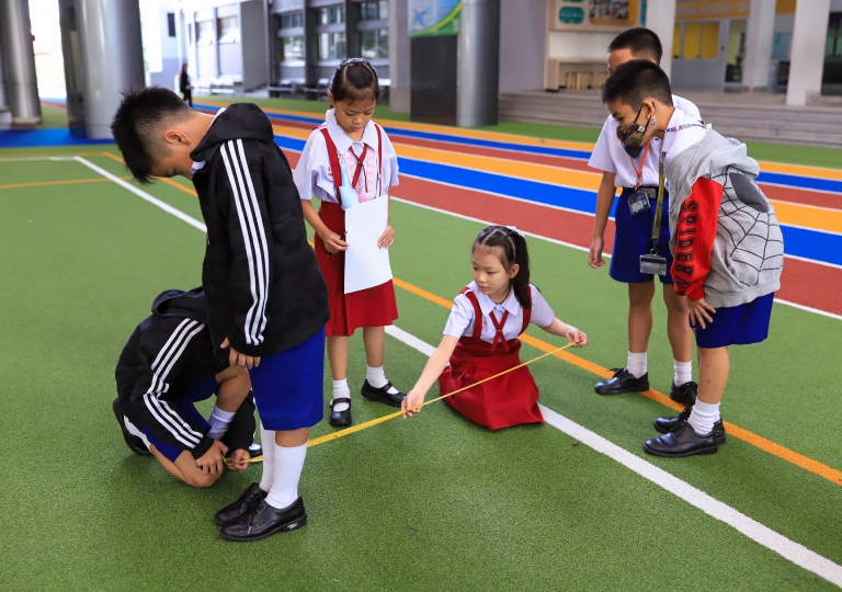 St. Louis Arena – Primary 3 learners had fun in the I will do a Super Jump! Long jump activity designed by Mr. Christopher Raynes, November 5, 2020.