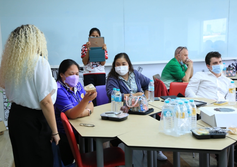 English Program Heads of Subject (English, Mathematics, and Social Studies) held the “Teacher training: Best Practices for Teaching-Learning Processes.” 