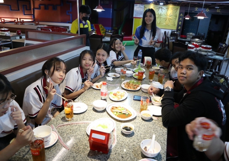 LINE_ALBUM_C-COM_221207_6