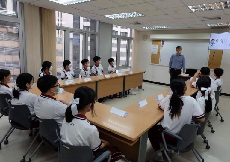 LINE_ALBUM_J-COM_221209_22