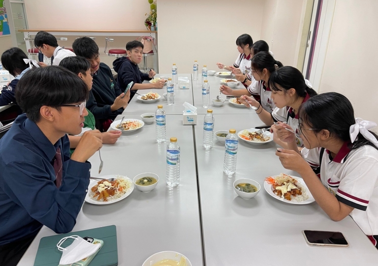 LINE_ALBUM_J-COM_221209_60