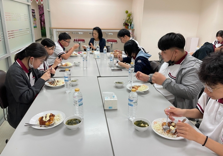 LINE_ALBUM_J-COM_221209_61