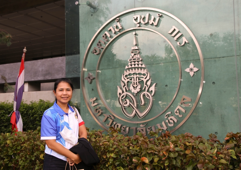 Mahidol University International College – English Program administrative team led by Ms. Kanokwan Kaewmak, Head of EP Academic Affairs, and Ms. Sasitorn Kohnoi,