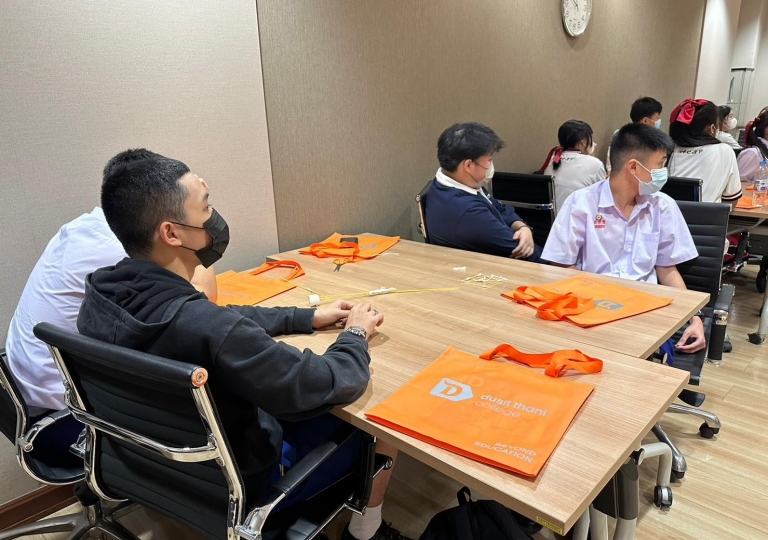LINE_ALBUM_230606_115
