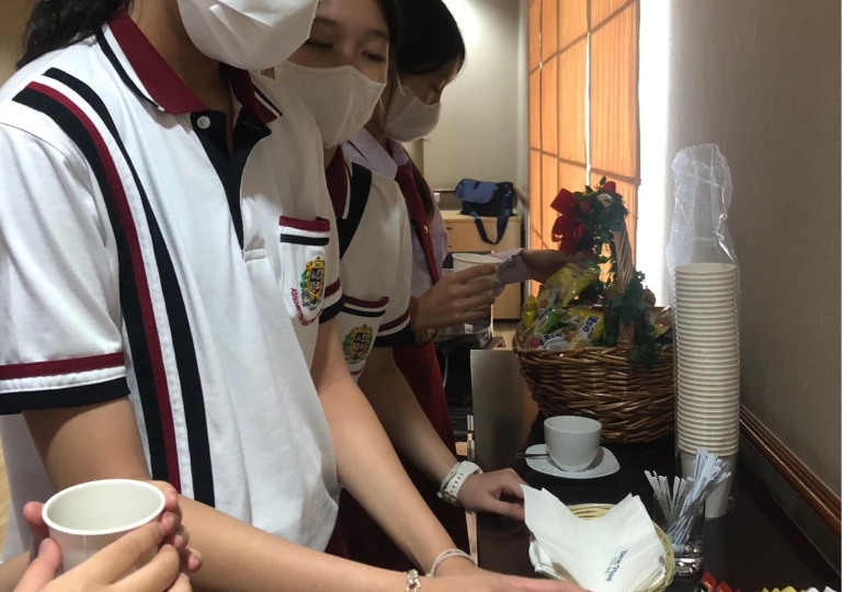 LINE_ALBUM_230606_166