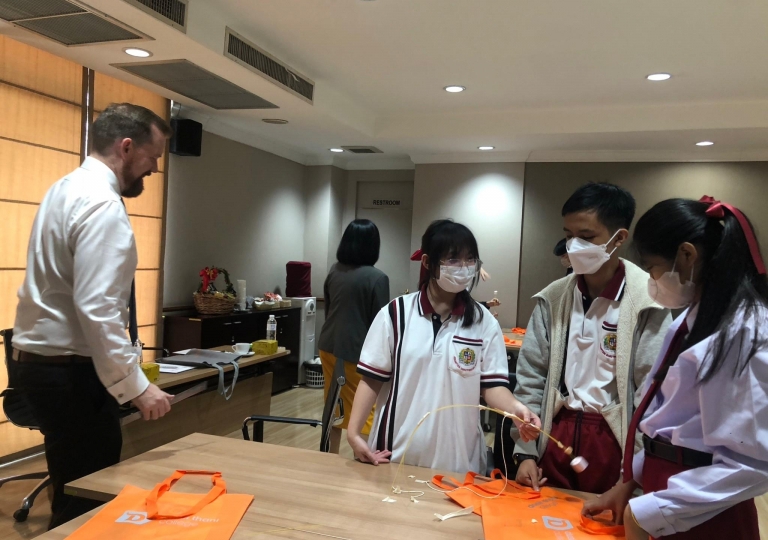 LINE_ALBUM_230606_33