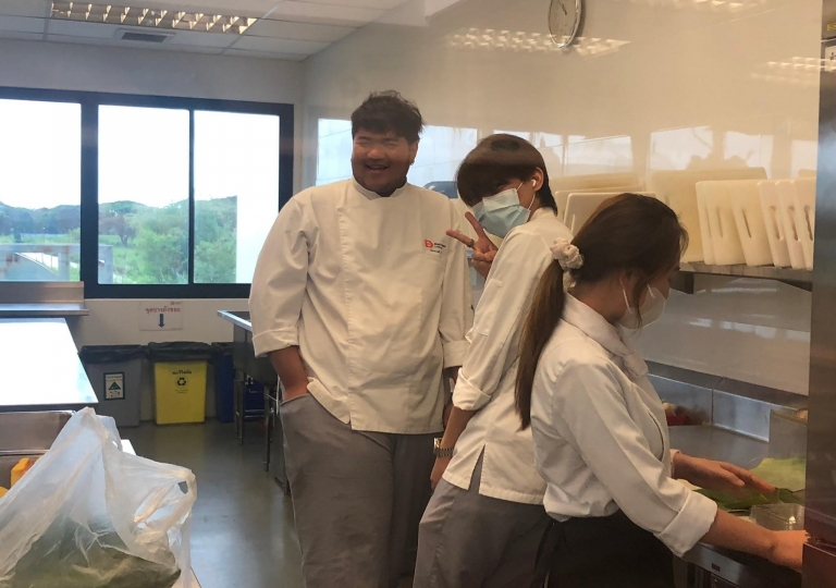 ACSP English Program in coordination with Dusit Thani College organised the DTC Campus tour on 6 June 2023 to inspire twenty-four Secondary 4 students who selected Trendy Culinary as their Free Elective.
