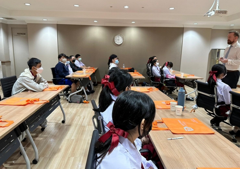LINE_ALBUM_230606_69