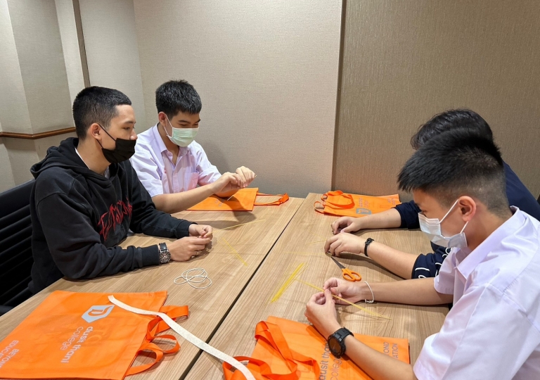 LINE_ALBUM_230606_82