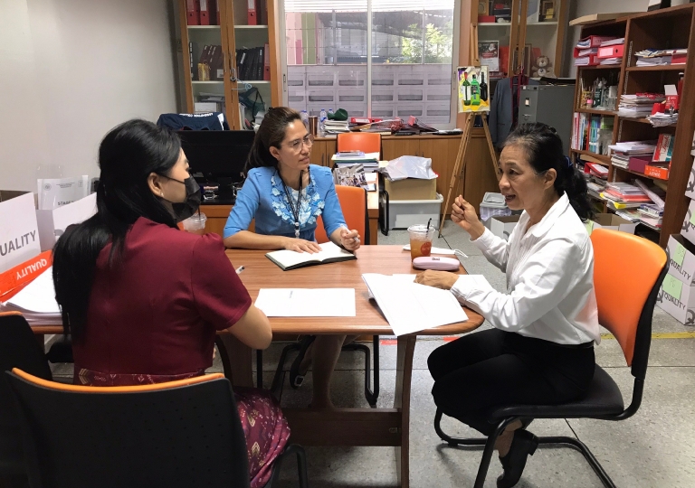 English Program invited Miss Chanya Sunthorntruek to share her expertise for a Classroom Observation & Reflection project from 22 - 24 January 2024.
