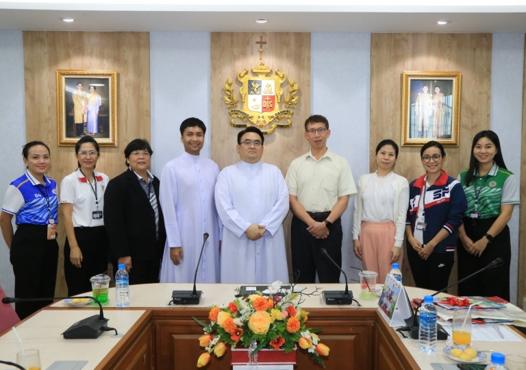 On 21st of July ACSP, led by Vice Directors Bro. Manit Sakonthawat and Bro. Natton Suphon, together with the school board, welcomed delegates from National Tsing Hua University, Taiwan