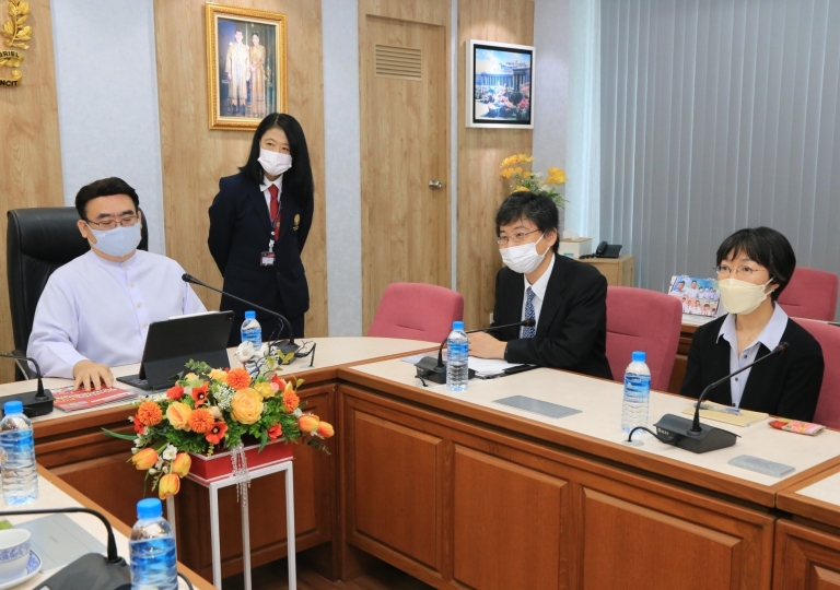 On 4th August 2023, ACSP led by Vice Directors, Bro. Manit Sakonthawat and Bro. Natton Suphon, together with the school administration, welcomed delegates Professor Hiroaki Sakurai and Professor Sayaka Hashimoto from Gakushuin Women’s College (GWC), Japan