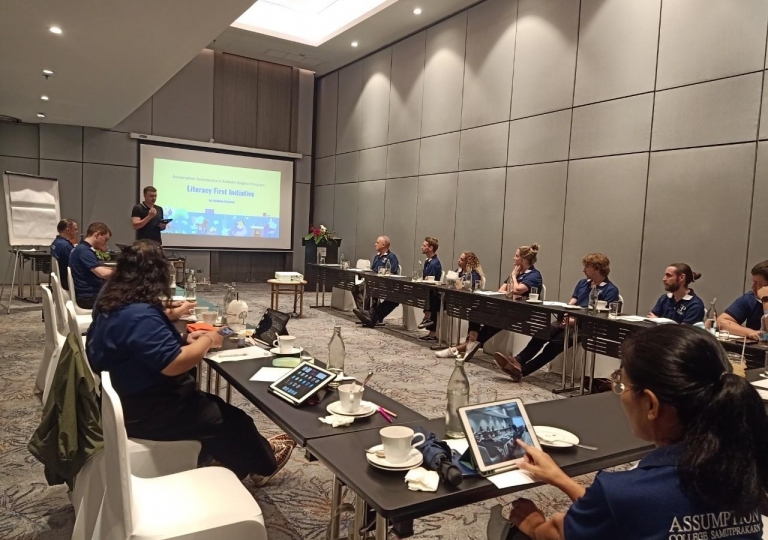 On 6 October 2023, the English Department held the Best Practice Training at Novotel Bangkok, Bangna. 