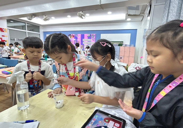 LINE_ALBUM_230712_58