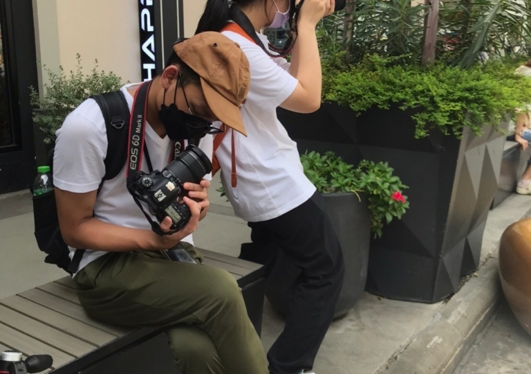 Secondary 4 CIMD major (Creative and Innovative Media Design) students visited the Asiatique, Riverfront for their Basic Photography practical examination with Mr. Thossaphol Nakhura, CIMD teacher, on 16 September 2023.