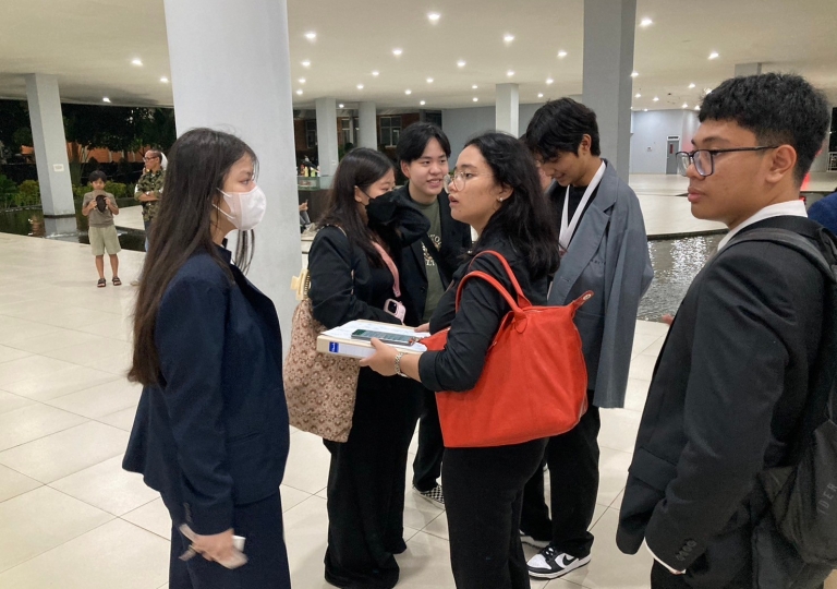 LINE_ALBUM_230606_36