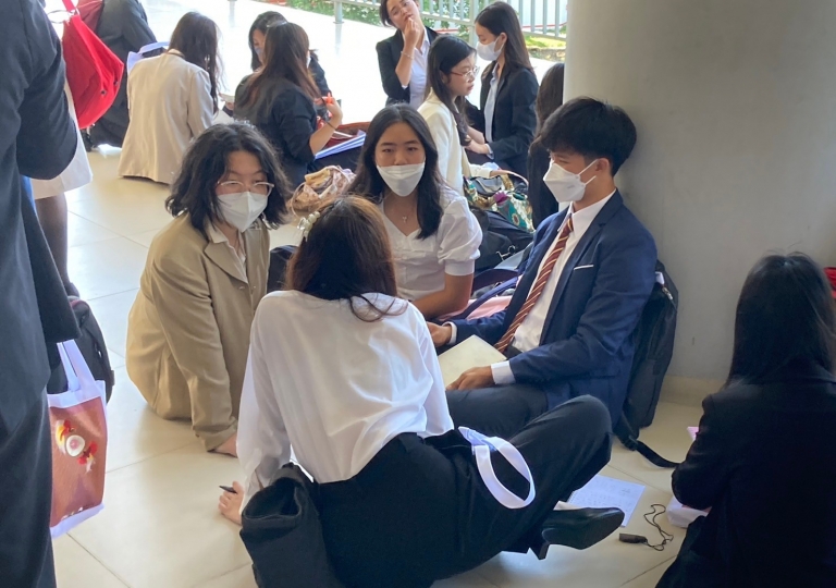 LINE_ALBUM_230606_49